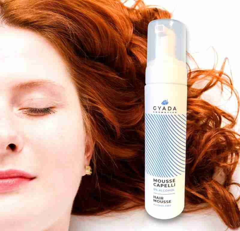Applicazione della mousse per capelli di Gyada Cosmetics e consigli d’uso